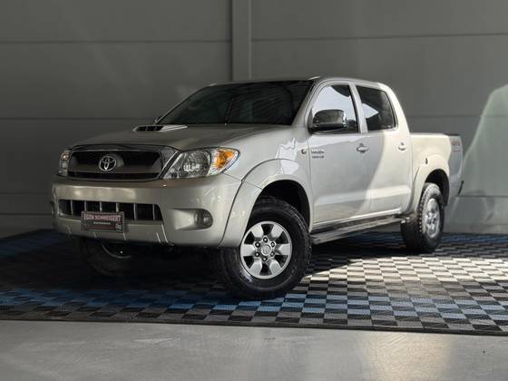 TOYOTA HILUX SW4 3.0 SRV 4X4 16V TURBO INTERCOOLER DIESEL 4P AUTOMÁTICO